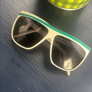 Simon Chang for Peepers 1980’s Vintage Cream and Green Sunglasses